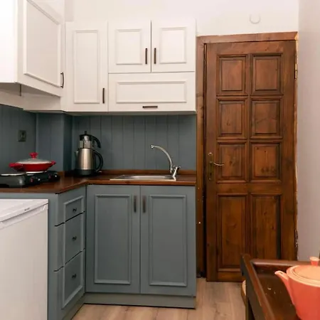 Nil Home's * איסטמבול